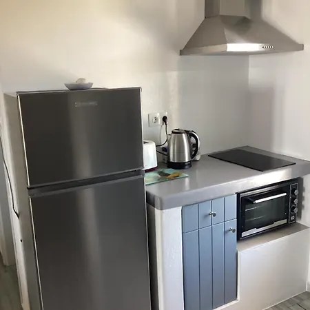 Nefeli アパート *